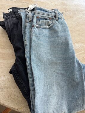 2 Abercrombie & Fitch Women's Denim Jeans